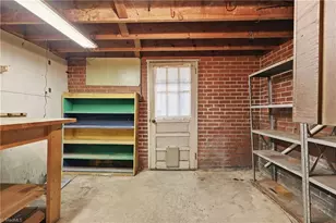 2410 Madison Ave, Greensboro, NC 27403 - Photo 30