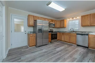 8915 Linwood Southmont Road, Lexington, NC 27292 - Photo 6