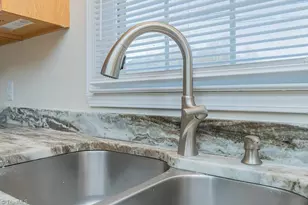 8915 Linwood-Southmont Rd, Lexington, NC 27292 - Photo 16