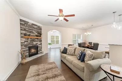 1601 Suzanne Lane, Lexington, NC 27295 - Photo 6