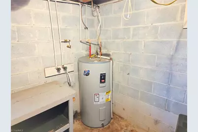 1524 Holly Circle, Wilkesboro, NC 28697 - Photo 26