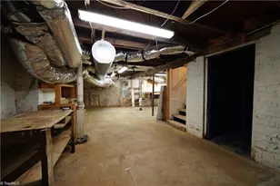 3321 Fore Pl, Greensboro, NC 27406 - Photo 20