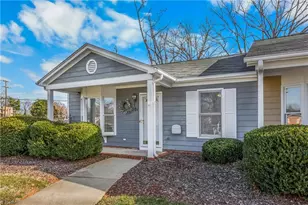 4201 Edith Ln, Greensboro, NC 27409 - Photo 10