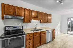 4201 Edith Ln, Greensboro, NC 27409 - Photo 14