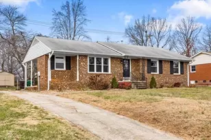 601 Runyon Dr, High Point, NC 27260 - Photo 4