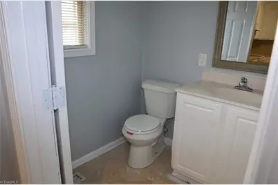 912 Mar Don Hills Circle, Winston-Salem, NC 27104 - Photo 4