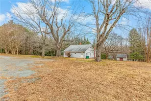 8290 Lake Ridge Dr, Clemmons, NC 27012 - Photo 4