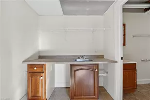 421 Vine St, Eden, NC 27288 - Photo 12