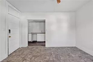 421 Vine St, Eden, NC 27288 - Photo 8