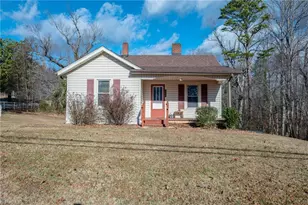 2660 W Pine St, Mount Airy, NC 27040 - Photo 1