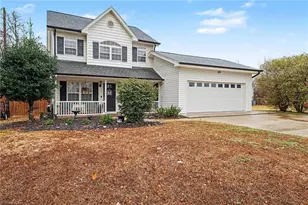 206 Hughes St, Asheboro, NC 27203 - Photo 4