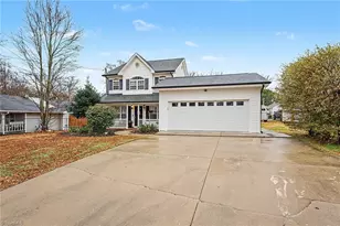 206 Hughes St, Asheboro, NC 27203 - Photo 2