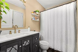 206 Hughes St, Asheboro, NC 27203 - Photo 20