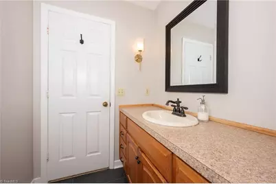 399 Comanche Drive, Advance, NC 27006 - Photo 28