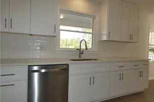 195 Georgia Ln, Winston-Salem, NC 27107 - Photo 10