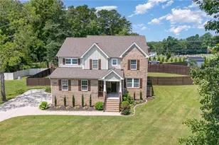 3082 Cascade Dr, Burlington, NC 27216 - Photo 44