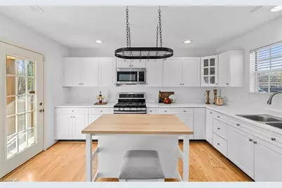 402 Shadybrook Road, High Point, NC 27265 - Photo 16