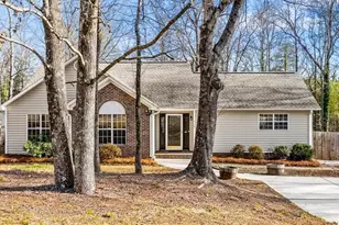 402 Shadybrook Rd, High Point, NC 27265 - Photo 2