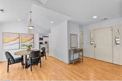 402 Shadybrook Road, High Point, NC 27265 - Photo 12