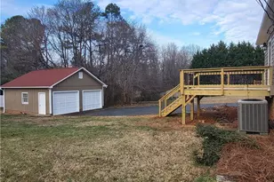 4193 Oak Haven Dr, Trinity, NC 27370 - Photo 4