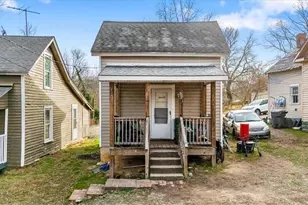 329 N Washington Ave, Reidsville, NC 27320 - Photo 14