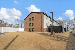 105 Dahl St, Madison, NC 27025 - Photo 30