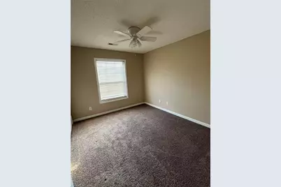 7135 Friendly Avenue, Greensboro, NC 27410 - Photo 10