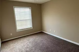 7135 Friendly Ave, Greensboro, NC 27410 - Photo 10