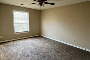 7135 Friendly Ave, Greensboro, NC 27410 - Photo 8