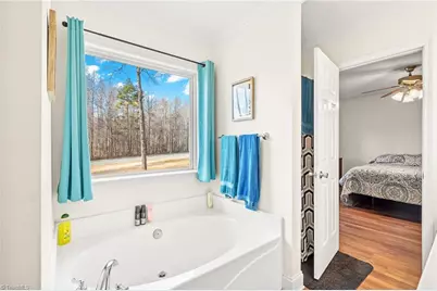 2419 Nc Highway 62, Burlington, NC 27217 - Photo 24