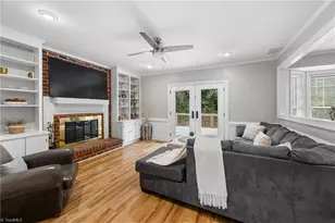 3800 W Friendly Ave, Greensboro, NC 27410 - Photo 10