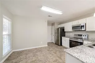 3634 Sunset Hollow Dr, High Point, NC 27265 - Photo 6