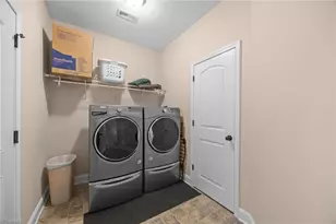 601 Grandview Dr, Graham, NC 27253 - Photo 22