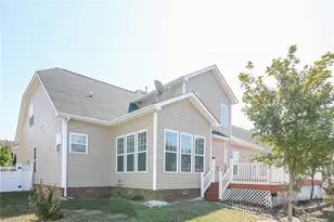 594 Jockey Pl, Whitsett, NC 27377 - Photo 6