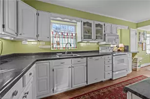 376 Park Blvd, Winston-Salem, NC 27127 - Photo 14