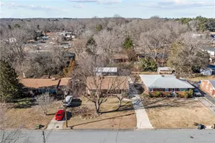 1518 Sherwood Dr, Burlington, NC 27215 - Photo 32