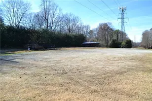 2400 Cottage Pl, Greensboro, NC 27455 - Photo 16