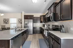 3107 Highlander Pt, Greensboro, NC 27405 - Photo 8