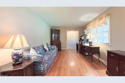 5509 Fallingbrooks Drive, Greensboro, NC 27407 - Photo 12