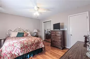 5509 Fallingbrooks Dr, Greensboro, NC 27407 - Photo 34