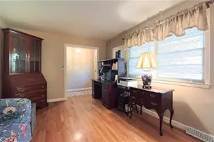 5509 Fallingbrooks Dr, Greensboro, NC 27407 - Photo 10