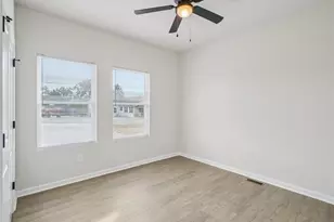 109 W Old Glencoe Rd, Burlington, NC 27217 - Photo 8