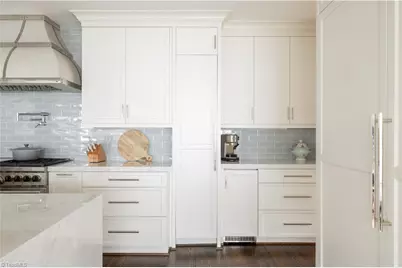 702 Woodland Drive, Greensboro, NC 27408 - Photo 6