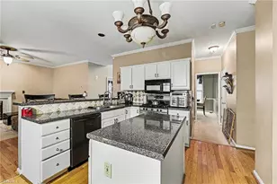 4008 Deerfield St, High Point, NC 27265 - Photo 4