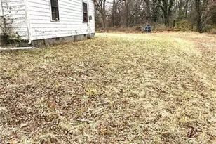 705 W Harrison St, Reidsville, NC 27320 - Photo 6