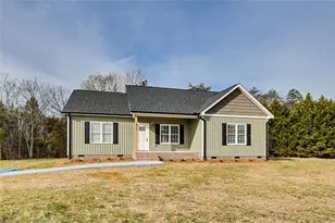 432 Kimrey St, Ramseur, NC 27316 - Photo 1