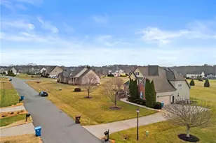 8082 Chilcutt Dr, Browns Summit, NC 27214 - Photo 2