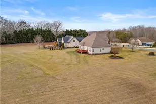 8082 Chilcutt Dr, Browns Summit, NC 27214 - Photo 6