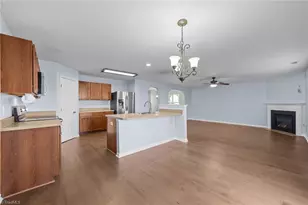 513 Collington Dr, Mebane, NC 27302 - Photo 10