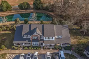 6886 Derby Run Dr, Whitsett, NC 27377 - Photo 28